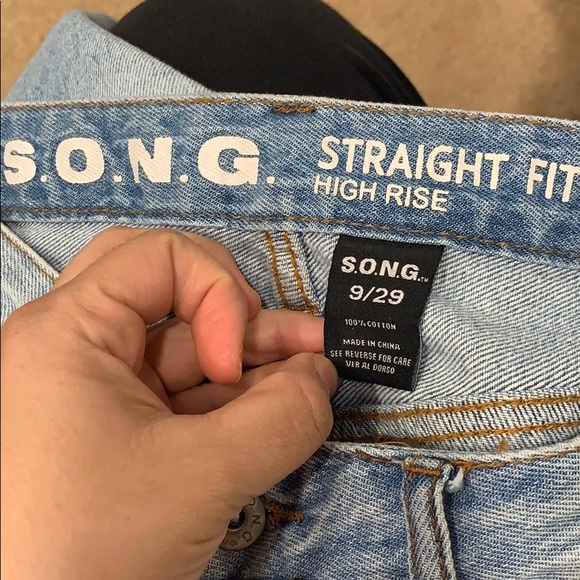 mom jeans song 